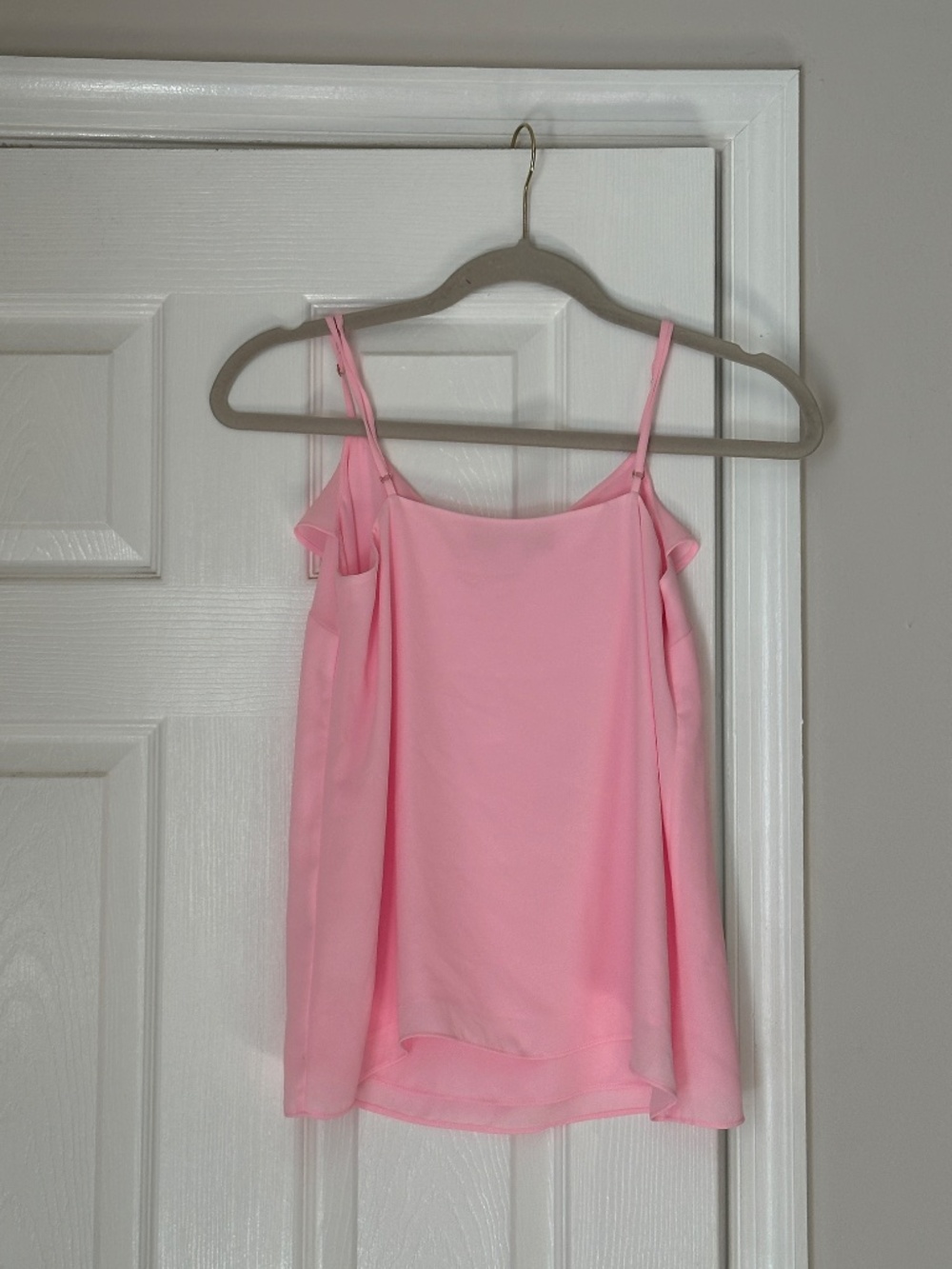 Lilly Pulitzer Karmen Cami Flutter Ruffle Pink V Neck Flounce Size Extra Small - Picture 3 of 7